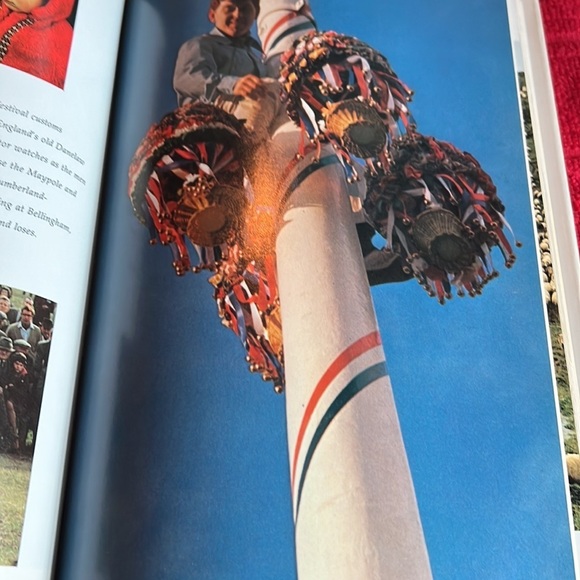 The Vikings vintage book read description and look at pictures before purchasing - Picture 6 of 8